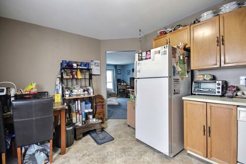 Photo 7 at 39 KNICELY Road, Painswick North, Barrie