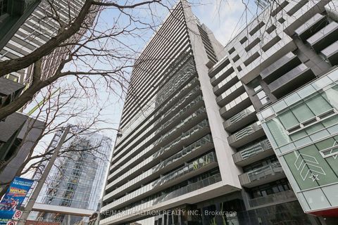 Photo 3 at 307 - 330 Richmond Street W, Waterfront Communities C1, Toronto