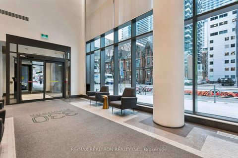 Photo 5 at 307 - 330 Richmond Street W, Waterfront Communities C1, Toronto