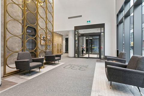 Photo 6 at 307 - 330 Richmond Street W, Waterfront Communities C1, Toronto