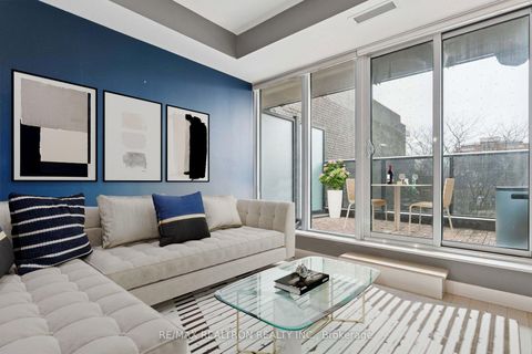 Photo 13 at 307 - 330 Richmond Street W, Waterfront Communities C1, Toronto