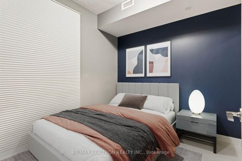 Photo 16 at 307 - 330 Richmond Street W, Waterfront Communities C1, Toronto