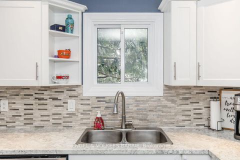 Photo 5 at 101 Hadden Crescent, Cundles East, Barrie