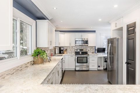 Photo 7 at 101 Hadden Crescent, Cundles East, Barrie