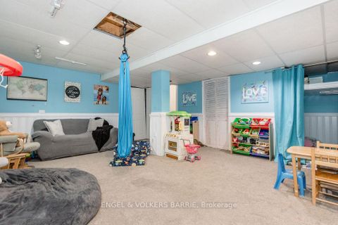 Photo 25 at 101 Hadden Crescent, Cundles East, Barrie