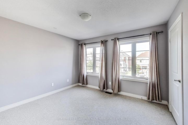 Photo 19 at 64 Barrow Avenue, Bradford, Bradford West Gwillimbury