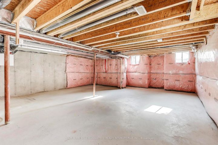 Photo 28 at 64 Barrow Avenue, Bradford, Bradford West Gwillimbury