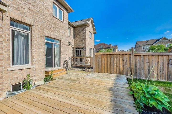 Photo 31 at 64 Barrow Avenue, Bradford, Bradford West Gwillimbury