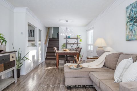 Photo 8 at 3 Oren Boulevard, Sunnidale, Barrie