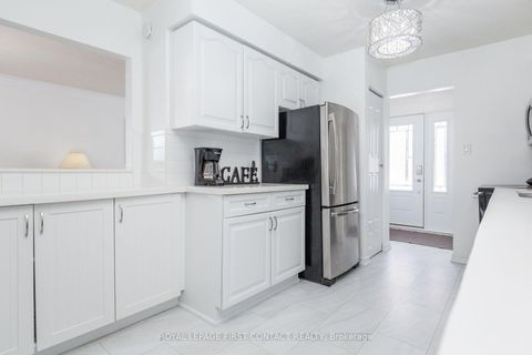 Photo 14 at 3 Oren Boulevard, Sunnidale, Barrie