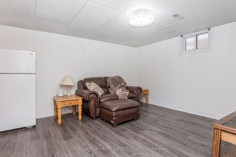 Photo 33 at 3 Oren Boulevard, Sunnidale, Barrie