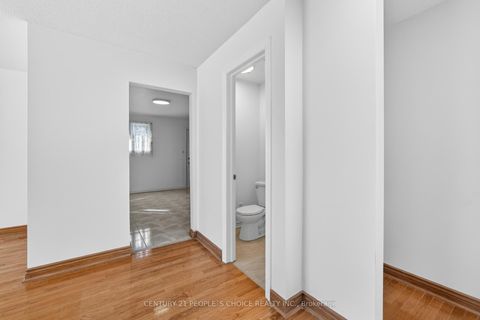 Photo 11 at 3404 Monica Drive, Malton, Mississauga