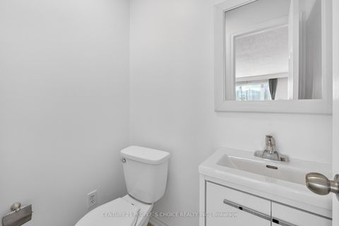 Photo 12 at 3404 Monica Drive, Malton, Mississauga