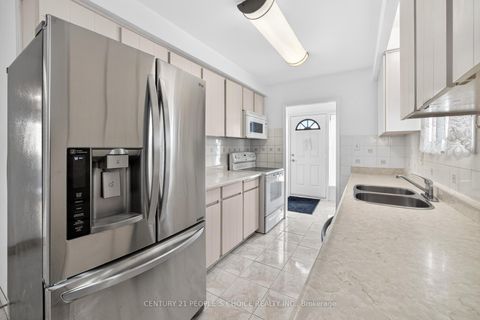 Photo 15 at 3404 Monica Drive, Malton, Mississauga