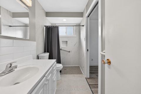 Photo 30 at 3404 Monica Drive, Malton, Mississauga