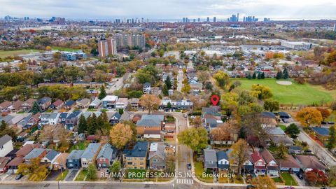 Photo 15 at 16 Cliff Street, Smythe, Toronto