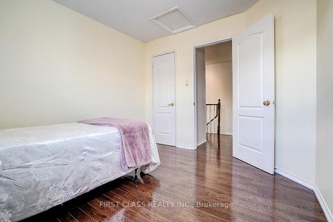 Photo 27 at 20 Lorraine Street, Devonsleigh, Richmond Hill