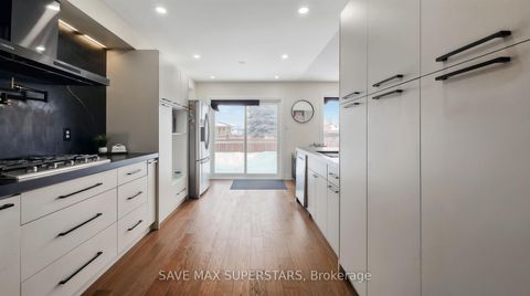 Photo 8 at 54 Gore Drive, Ardagh, Barrie