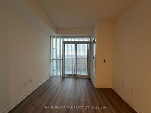 Photo 3 at 2005 - 28 Interchange Way, Vaughan Corporate Centre, Vaughan