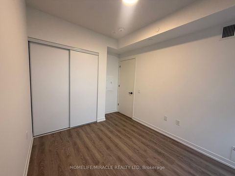 Photo 11 at 2005 - 28 Interchange Way, Vaughan Corporate Centre, Vaughan