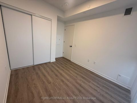 Photo 12 at 2005 - 28 Interchange Way, Vaughan Corporate Centre, Vaughan