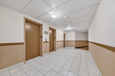 Photo 3 at 712 - 3555 Derry Road E, Malton, Mississauga