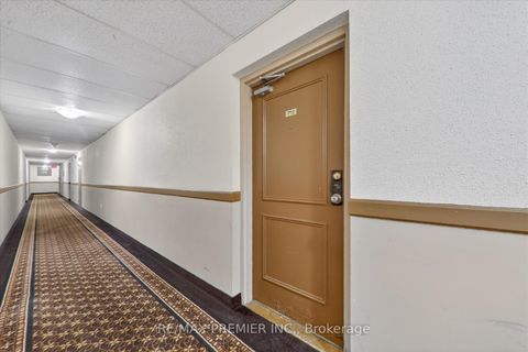 Photo 5 at 712 - 3555 Derry Road E, Malton, Mississauga