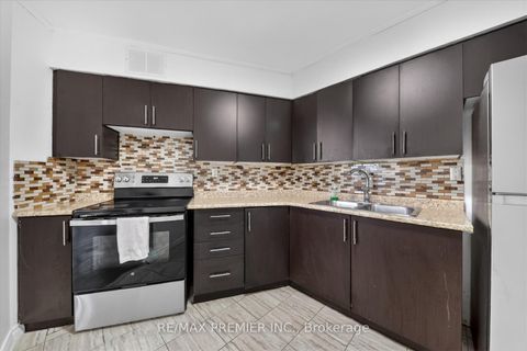 Photo 12 at 712 - 3555 Derry Road E, Malton, Mississauga