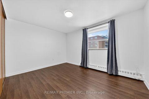 Photo 15 at 712 - 3555 Derry Road E, Malton, Mississauga