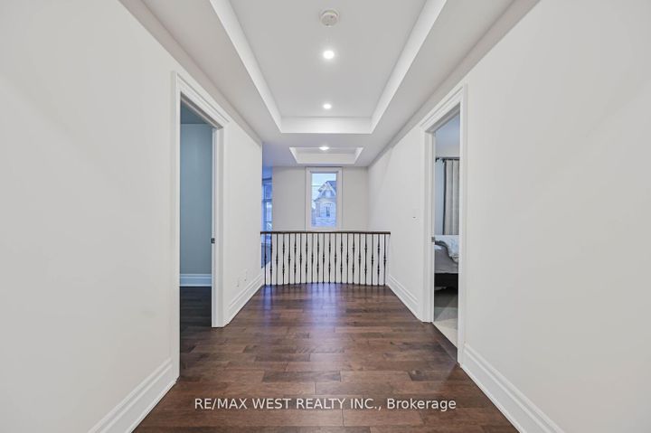 Photo 14 at 293 Torrey Pines Road, Kleinburg, Vaughan