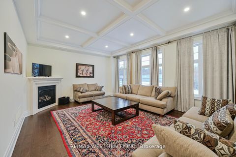 Photo 8 at 293 Torrey Pines Road, Kleinburg, Vaughan