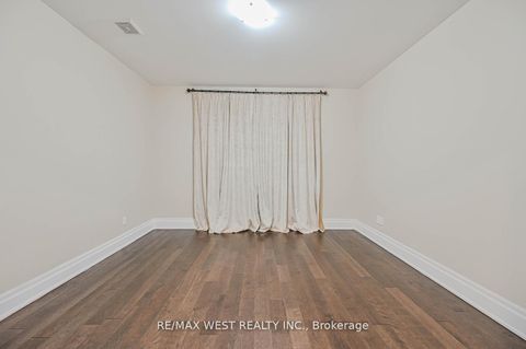 Photo 20 at 293 Torrey Pines Road, Kleinburg, Vaughan