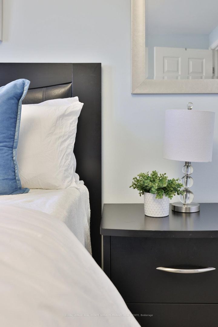 Photo 23 at 66 - 1558 Lancaster Drive, FA Falgarwood, Oakville