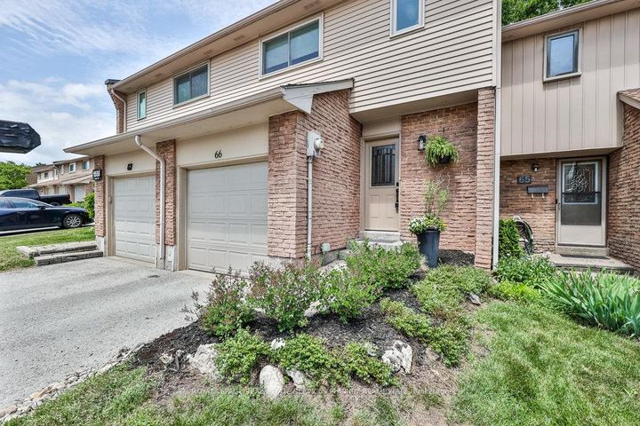 Photo 33 at 66 - 1558 Lancaster Drive, FA Falgarwood, Oakville