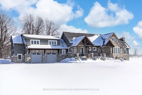 Photo 1 at 2265 Concession 11 Nottawasaga S, Rural Clearview, Clearview
