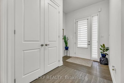 Photo 2 at 9548 Weston Road, Vellore Village, Vaughan