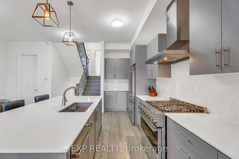 Photo 12 at 9548 Weston Road, Vellore Village, Vaughan