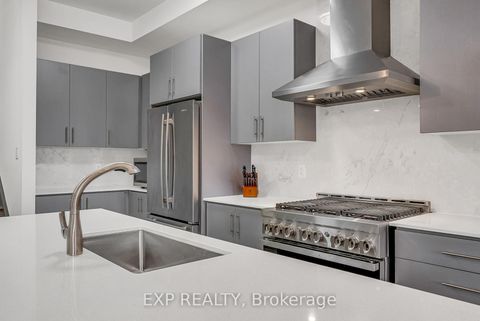 Photo 13 at 9548 Weston Road, Vellore Village, Vaughan