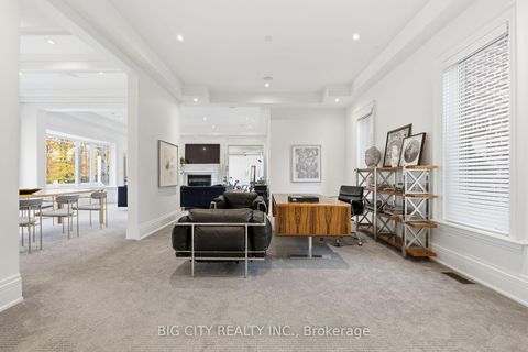 Photo 5 at 65 Oakfield Drive, Queensway, Toronto