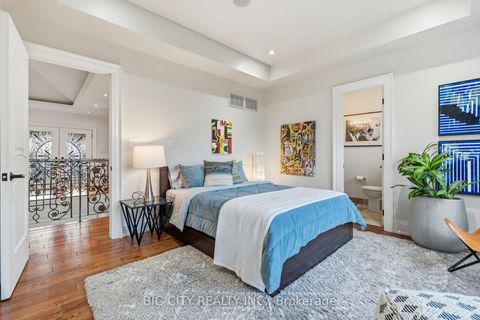 Photo 25 at 65 Oakfield Drive, Queensway, Toronto