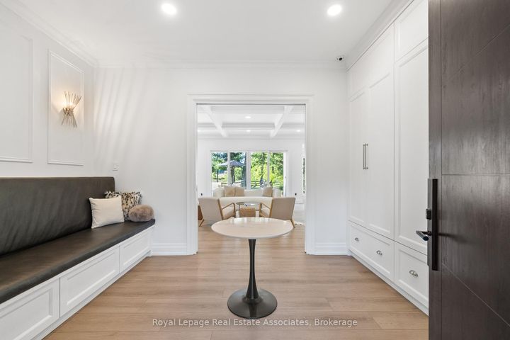 Photo 4 at 1067 Jerseyville Road W, Ancaster, Hamilton