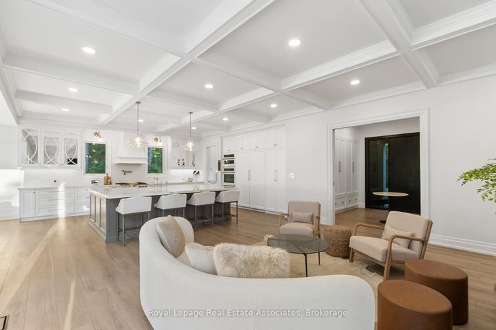 Photo 8 at 1067 Jerseyville Road W, Ancaster, Hamilton