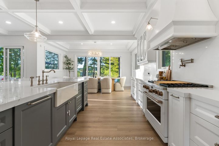 Photo 9 at 1067 Jerseyville Road W, Ancaster, Hamilton