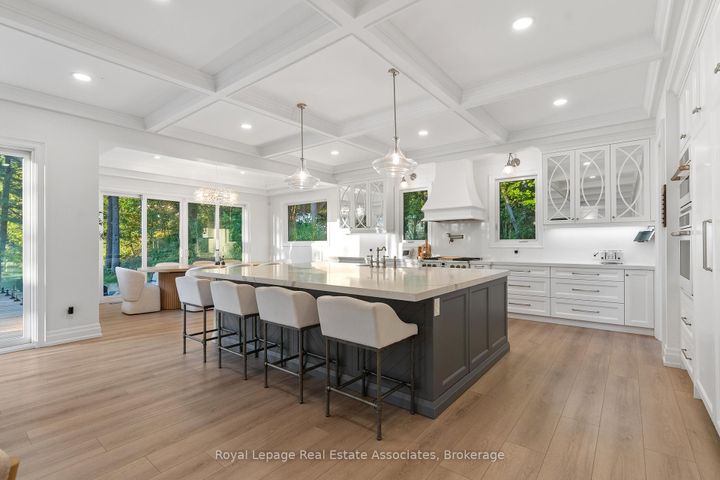 Photo 10 at 1067 Jerseyville Road W, Ancaster, Hamilton