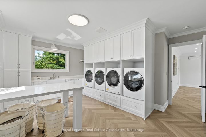 Photo 17 at 1067 Jerseyville Road W, Ancaster, Hamilton