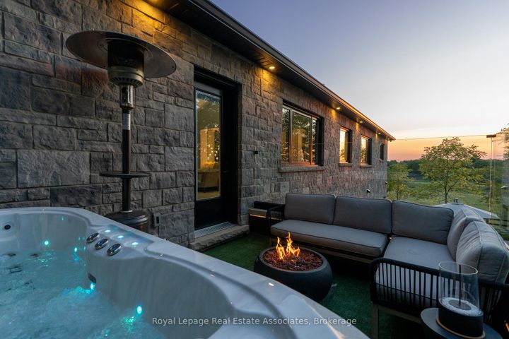 Photo 38 at 1067 Jerseyville Road W, Ancaster, Hamilton