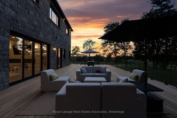 Photo 39 at 1067 Jerseyville Road W, Ancaster, Hamilton