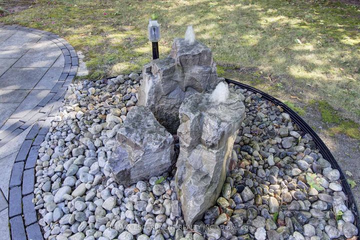 Photo 40 at 214 Ross Lane, RO River Oaks, Oakville