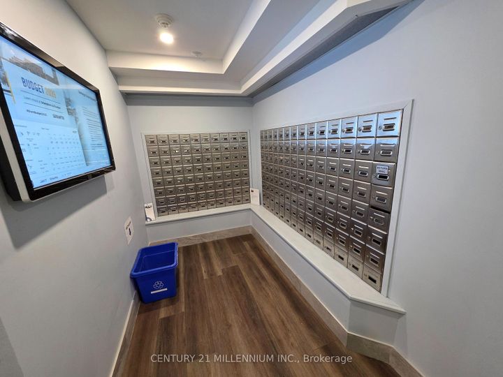 Photo 31 at 1605 - 26 Hanover Road, Queen Street Corridor, Brampton