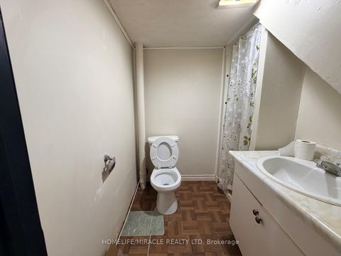 Photo 16 at 1391 Fenelon Crescent, Lakeview, Oshawa